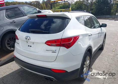 2013 Hyundai Santa Fe Sport 2.0T z USA, uszkodzony, nr VIN 5XYZUDLAXDG085338